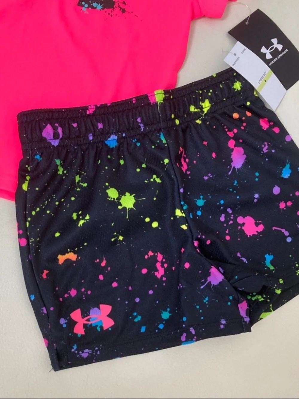 Under Armour cute pink neon colorful shorts set 2020 - Picture 3 of 4